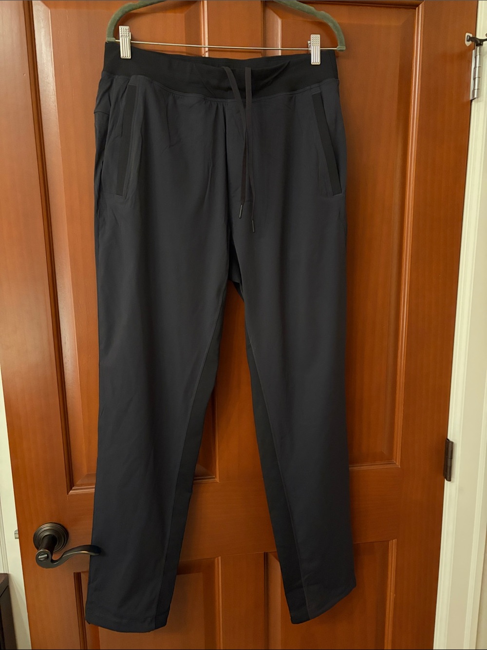 lululemon athletica Men's Black Performance Joggers